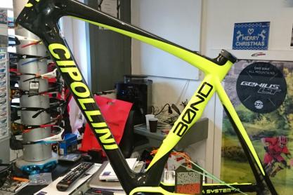 Cipollini Bond zu verkaufen