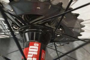 Ax Lightness SRL24 zu verkaufen