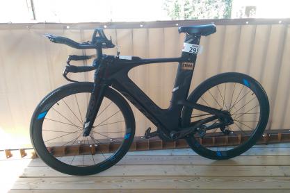 Felt IA1 SRAM red zu verkaufen