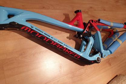 Mondraker Summum Pro Team C zu verkaufen