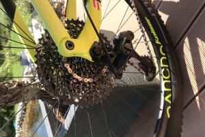 Dainese Fully  zu verkaufen
