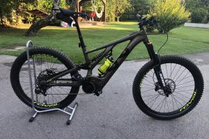 Specialized Kenevo zu verkaufen