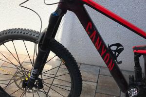 Canyon Strive CF 5.0 29 Mountainbike zu verkaufen