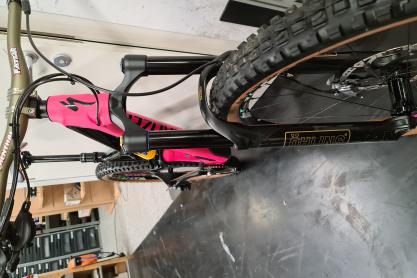 Specialized Enduro Elite  zu verkaufen