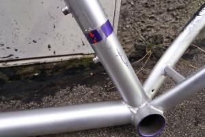 Genesis Rahmen 43cm Stahl zu verkaufen