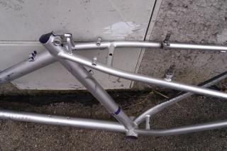 Genesis Rahmen 43cm Stahl zu verkaufen