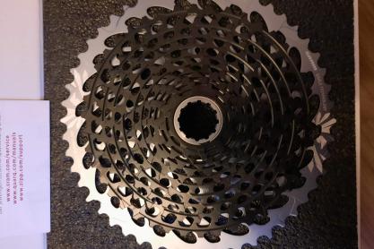 Sram Kassette + Kette zu verkaufen