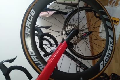 XeNTiS Squad 5.8 Race Disc zu verkaufen