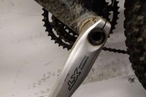 Orange Downhill bike zu verkaufen