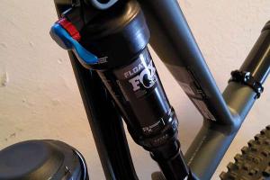 FOX Racing Shox Float DPS Performance zu verkaufen