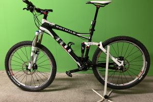 Rotwild X2 FS Pro Gr. M in carbon/ zu verkaufen