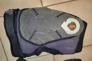 SixSixOne Evo Knee zu verkaufen