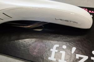 Fizik Vesta Sattel Women Kium Rails zu verkaufen