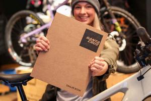 Santa Cruz Bikes / Lineup 2022 zu verkaufen