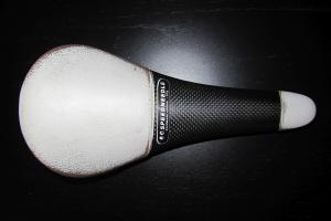 Tune Speedneedle Leichtbausattel zu verkaufen