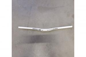 Aerozine XH1.0B 680mm Lenker Rizer MTB zu verkaufen