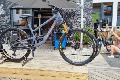Santa Cruz Megatower 1 CC X01 Coil Storm zu verkaufen