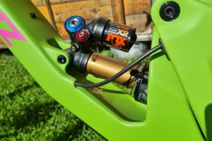 Santa Cruz Nomad 5 CC X01 AXS RSV Adder zu verkaufen