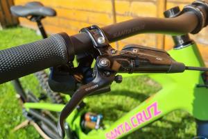 Santa Cruz Nomad 5 CC X01 AXS RSV Adder zu verkaufen
