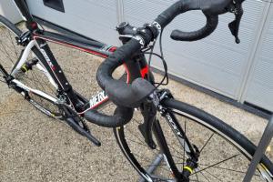 Eddy Merckx Radsport EMX-1 Customrennrad 105 2x11 zu verkaufen
