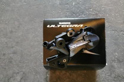 Shimano Ultegra R 8000 Schaltwerk zu verkaufen
