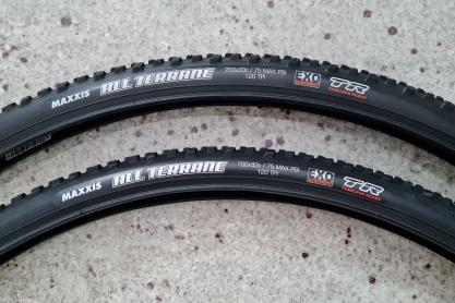 Maxxis All Terrane CX 33-622 zu verkaufen
