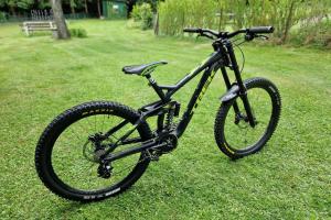 Trek Downhillbike zu verkaufen