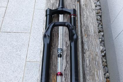 Rock Shox Revelation 29/140 mit Upgrade zu verkaufen