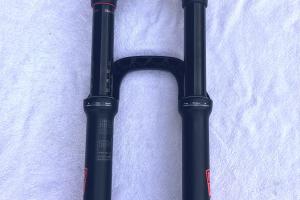 Rock Shox Yari RC Debon Air zu verkaufen