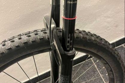 Commencal META HT AM ESSENTIAL KESWICK zu verkaufen