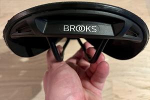 Brooks C19 Carved zu verkaufen