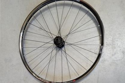 Sun-Ringle Black Flag Comp 29er Vorderrad zu verkaufen