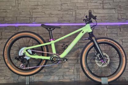  V4 Kids MTB Disc Starrgabel zu verkaufen
