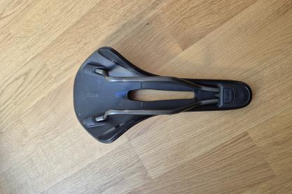 Fizik Vento Antares R3 Kium Rail zu verkaufen