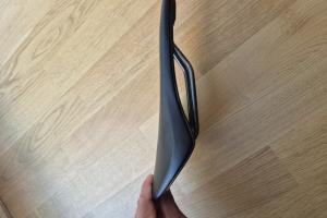 Fizik Vento Antares R3 Kium Rail zu verkaufen