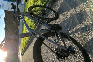 Trek MADONE Projekt One Prismatic zu verkaufen