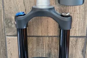 Suntour Zeron 35 LO-R Federgabel 27,5+ zu verkaufen
