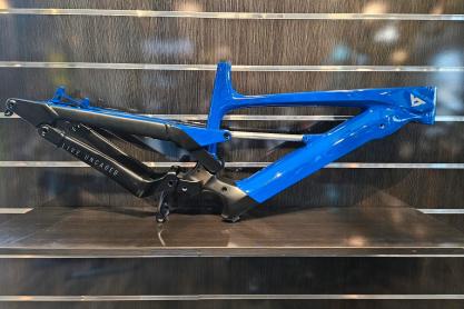 YT Industries Decoy MK1 E-Bike zu verkaufen