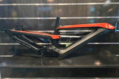 YT Industries Decoy MK1 E-Bike zu verkaufen