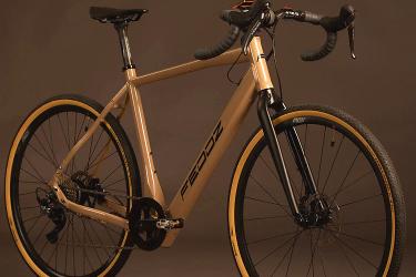  Gravel E-Bike zu verkaufen