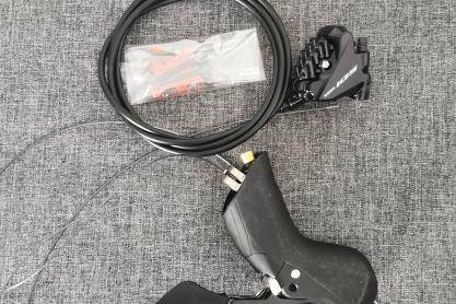 Shimano STI 105 Schalt Bremseinheit zu verkaufen