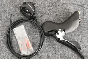 Shimano STI 105 Schalt Bremseinheit zu verkaufen