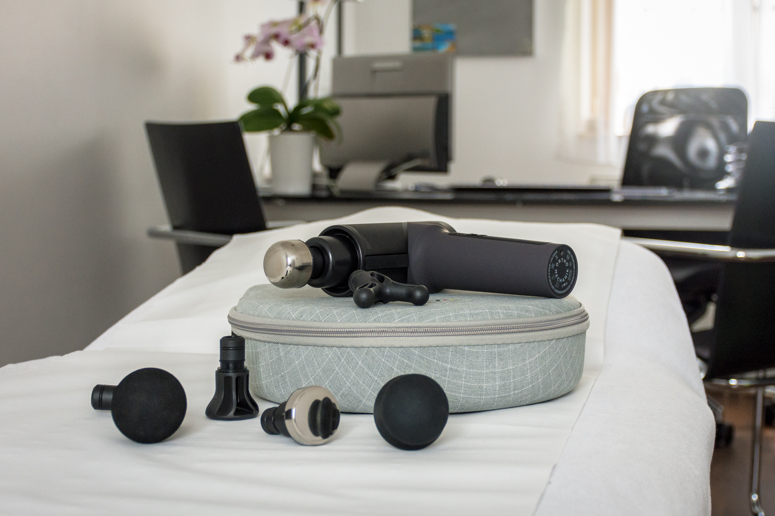 OrthoGun 3.0 Massagepistole - Fotos, Test & News