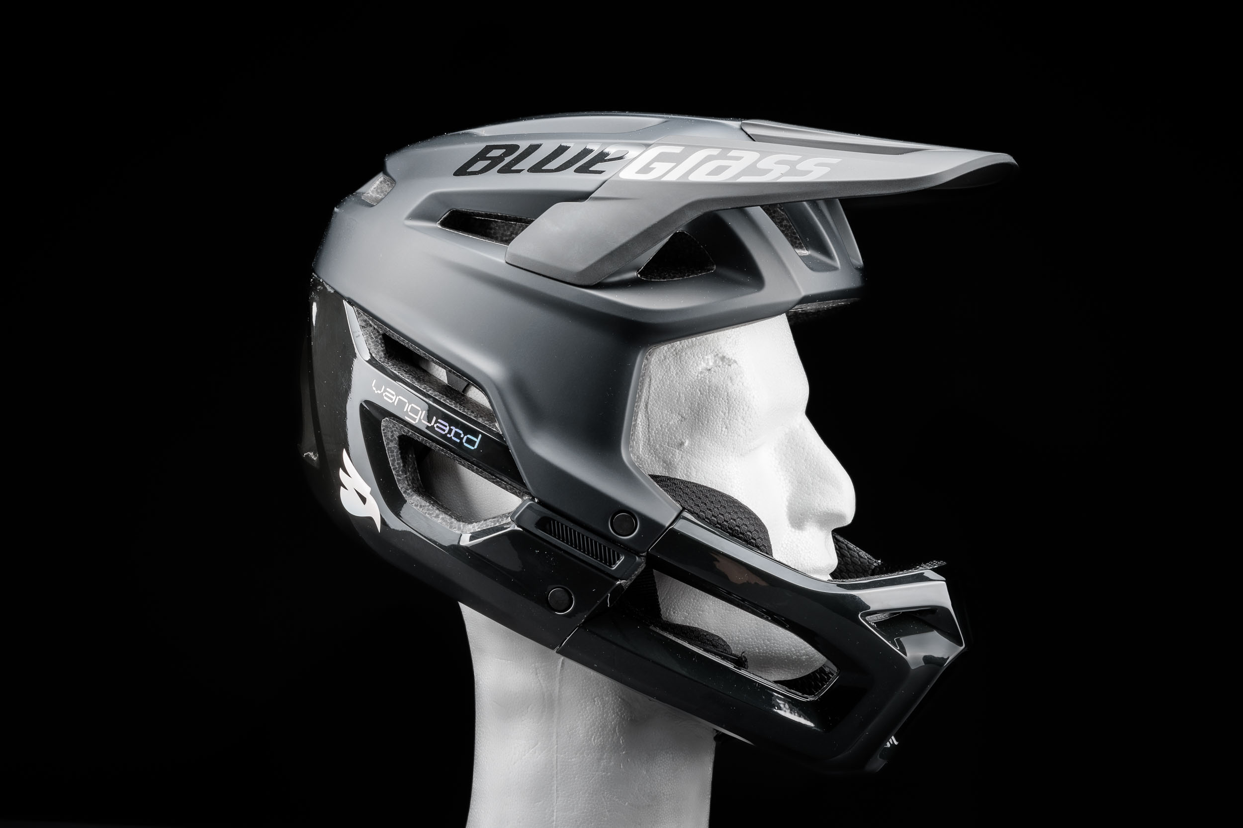 Im Test: Bluegrass Vanguard Core Fullface Helm