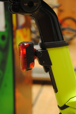Flare R Tail Light mit 65 Lumen: sichtbar auch am Tag.