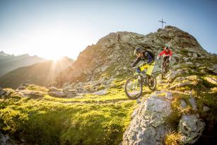 Biken zwischen Großglockner und Dolomiten