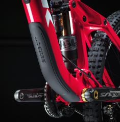 OCVL Mountain Carbon ist das einzige Rahmenmaterial, welches vorerst für das neue Session geplant scheint. Der Carbon Armor rund um die exponierten Stellen schützt den Rahmen vor Schlägen und Stürzen.