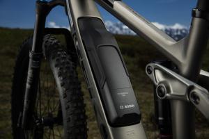 Der Rahmen, wie auch die semi-Integration des Bosch PowerPack 500-Akkus, sind mit den LT-Modellen ident.