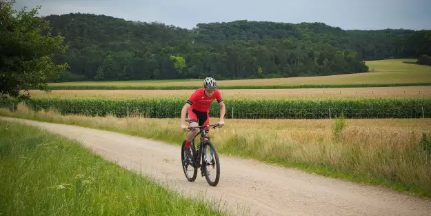 Specialized SL Pro Jersey & Bib-Short