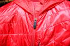 Fronttasche zum Verstauen der Jacke